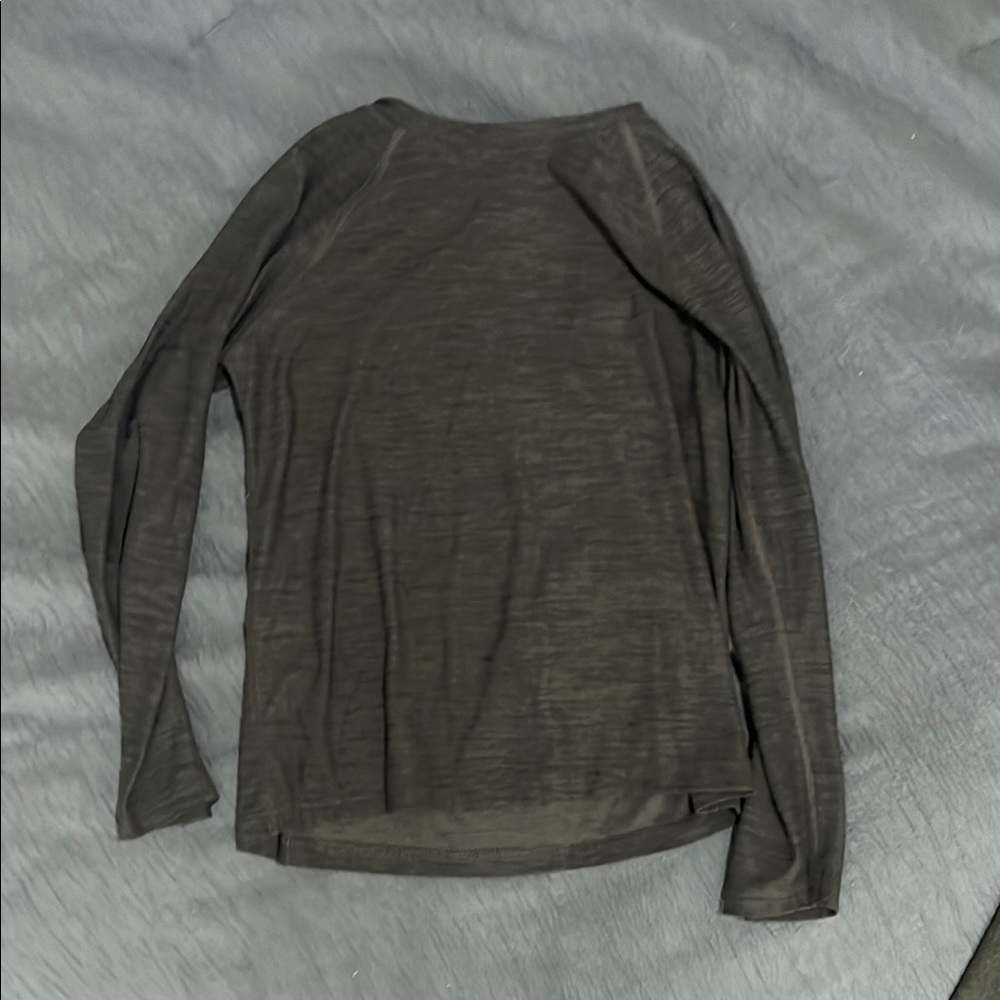 Old Navy Active Gray Long Sleeve Top